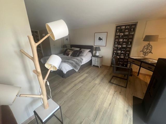 Agreable Chambre D Hote Avec Piscine Et Jacuzzi Thégra Eksteriør billede