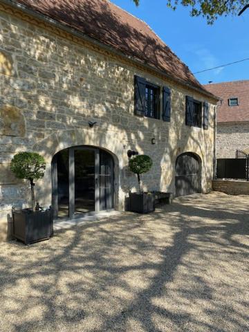 Agreable Chambre D Hote Avec Piscine Et Jacuzzi Thégra Eksteriør billede